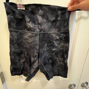 lululemon Align™ High-Rise Short 6"